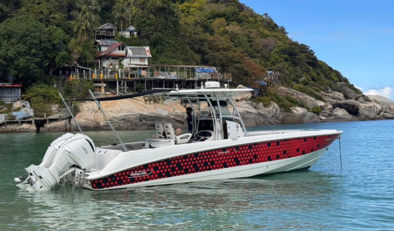 Boston Whaler 320 Outrage for sale