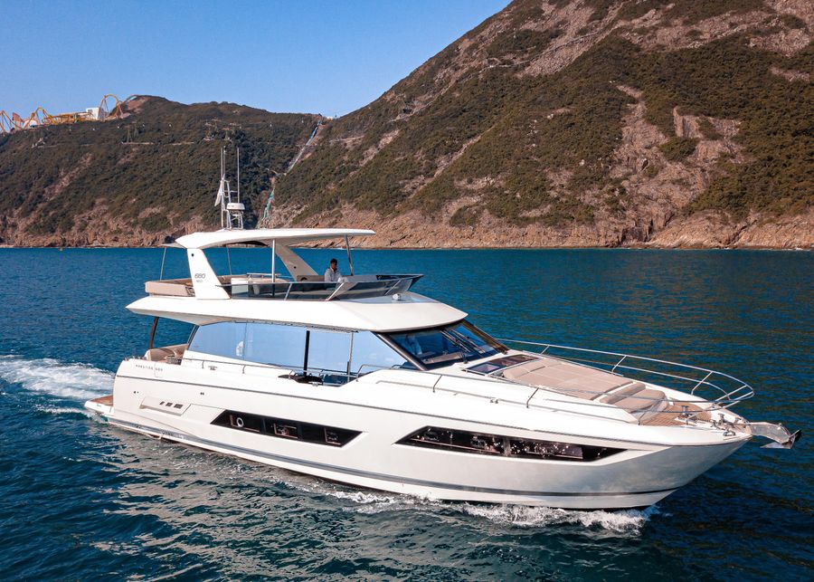 Prestige 680 Flybridge for sale